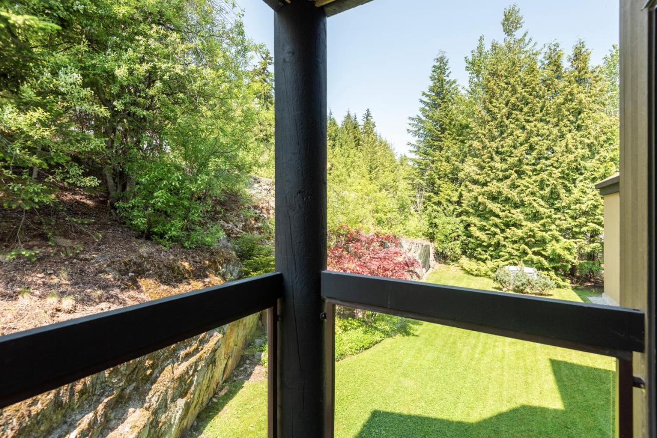 The Ironwood On Blueberry Hill Apartment Whistler Exterior photo