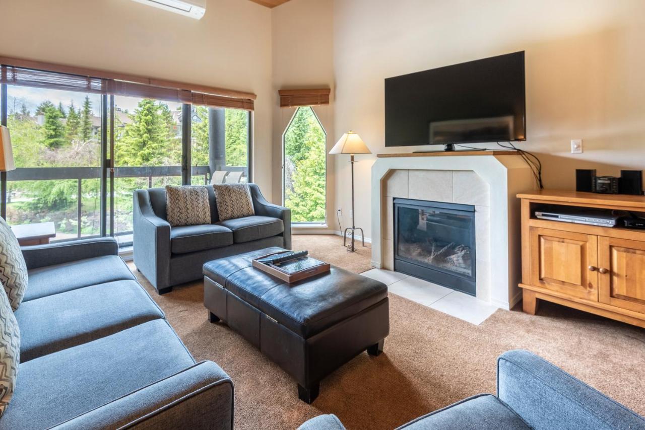 The Ironwood On Blueberry Hill Apartment Whistler Exterior photo
